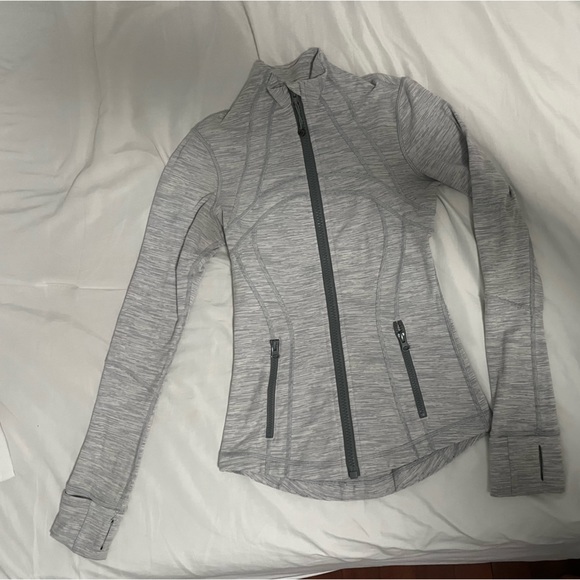 Lululemon Define Jacket - Picture 3 of 9